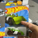 Mystery Hot Wheels Box | 3 Pcs Guaranteed Construction Type Vehicles (Random Selection) - Image 7