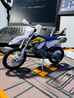 Husqvarna FE 501 1:12 Diecast Dirt Bike Model – Off-Road Enduro Collectible in Nepal | TechRex